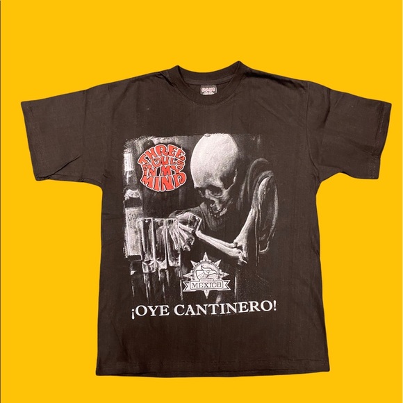 El tri graphic tshirt - Picture 1 of 2